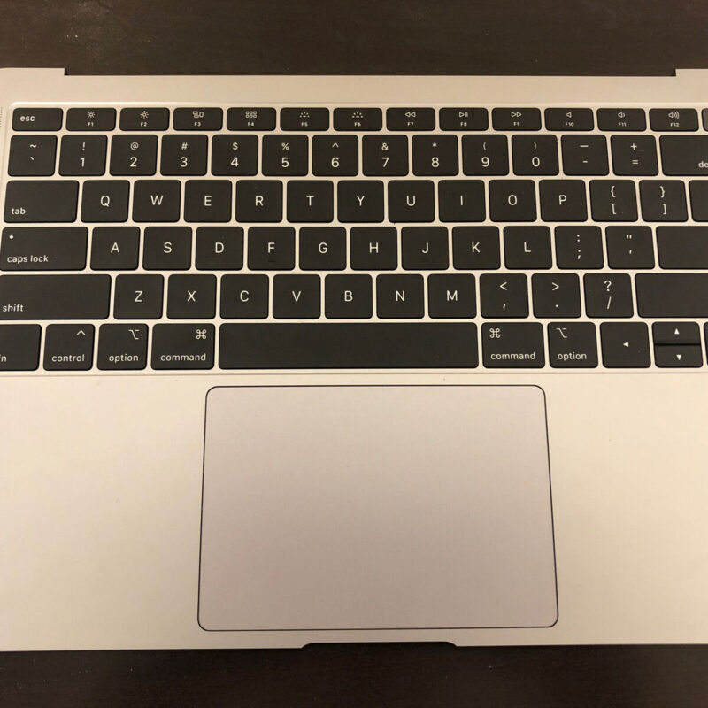 MacBook Air 13" 2018 - 2019 Topcase - Dansk (Brugt)