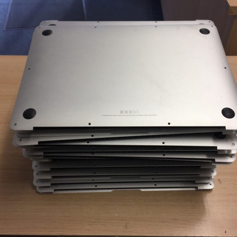 Bundplade til macbook